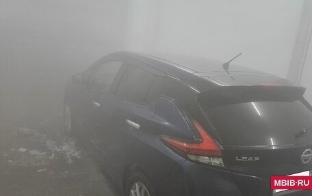 Nissan Leaf II, 2019 год, 1 950 000 рублей, 6 фотография