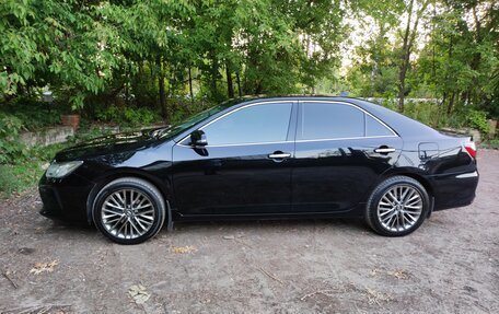 Toyota Camry, 2015 год, 1 820 000 рублей, 2 фотография