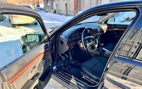 BMW 5 серия, 2003 год, 690 000 рублей, 12 фотография