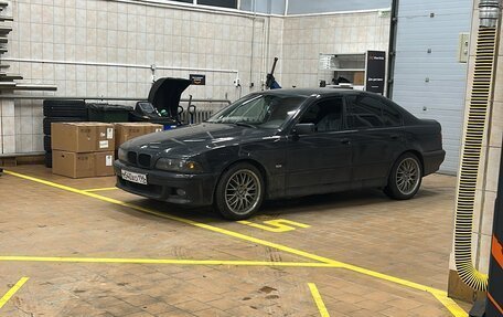 BMW 5 серия, 2003 год, 690 000 рублей, 21 фотография