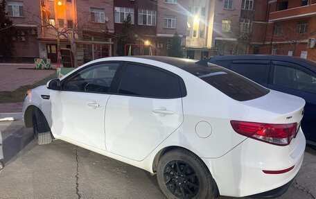 KIA Rio III рестайлинг, 2017 год, 1 060 000 рублей, 6 фотография