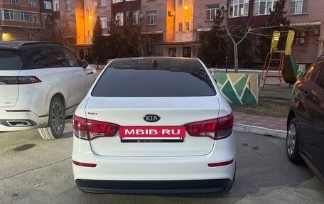 KIA Rio III рестайлинг, 2017 год, 1 060 000 рублей, 5 фотография
