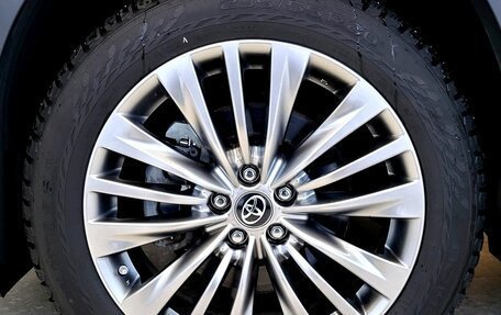 Toyota Highlander, 2022 год, 5 490 000 рублей, 8 фотография