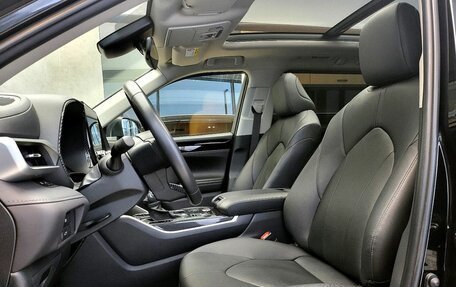 Toyota Highlander, 2022 год, 5 490 000 рублей, 13 фотография