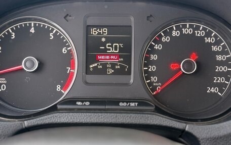 Volkswagen Polo VI (EU Market), 2019 год, 900 000 рублей, 7 фотография