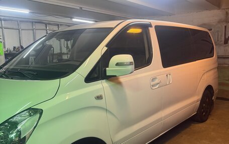 Hyundai Grand Starex Grand Starex I рестайлинг 2, 2007 год, 1 750 000 рублей, 14 фотография