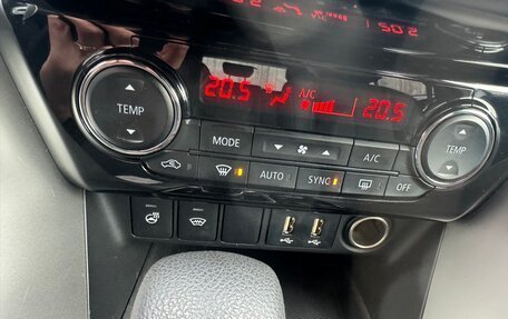 Mitsubishi Eclipse Cross, 2021 год, 3 200 000 рублей, 16 фотография