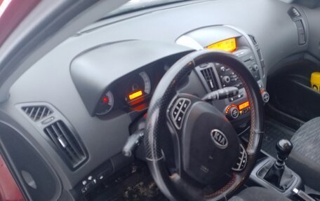 KIA cee'd I рестайлинг, 2008 год, 650 000 рублей, 3 фотография