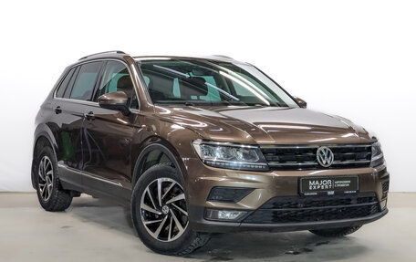 Volkswagen Tiguan II, 2018 год, 2 550 000 рублей, 3 фотография
