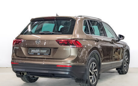 Volkswagen Tiguan II, 2018 год, 2 550 000 рублей, 5 фотография