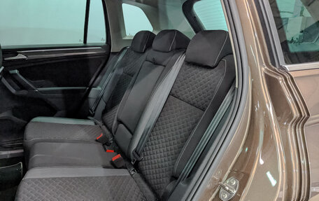 Volkswagen Tiguan II, 2018 год, 2 550 000 рублей, 18 фотография