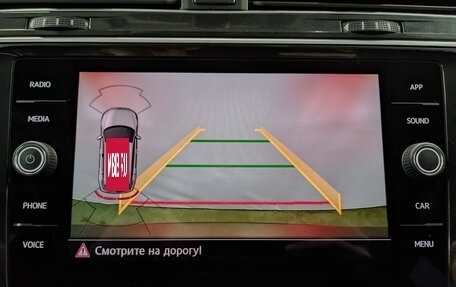 Volkswagen Tiguan II, 2018 год, 2 550 000 рублей, 21 фотография