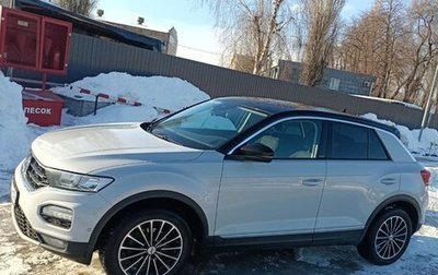 Volkswagen T-Roc I, 2019 год, 1 900 000 рублей, 1 фотография