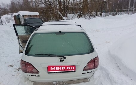 Lexus RX IV рестайлинг, 2002 год, 650 000 рублей, 8 фотография