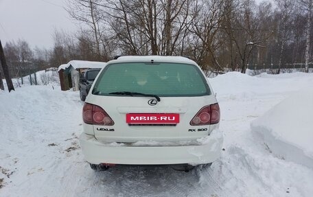 Lexus RX IV рестайлинг, 2002 год, 650 000 рублей, 6 фотография