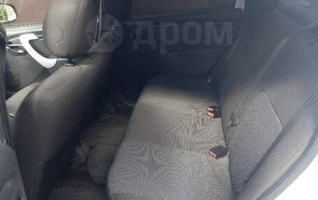 Renault Logan I, 2013 год, 300 000 рублей, 4 фотография