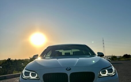 BMW 5 серия, 2016 год, 2 650 000 рублей, 8 фотография