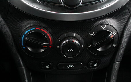 Hyundai Solaris II рестайлинг, 2013 год, 849 000 рублей, 15 фотография