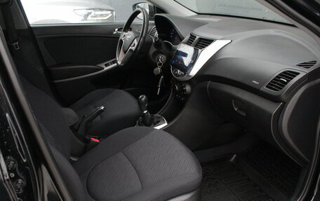 Hyundai Solaris II рестайлинг, 2013 год, 849 000 рублей, 6 фотография