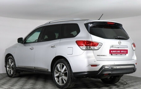 Nissan Pathfinder, 2016 год, 1 799 000 рублей, 6 фотография