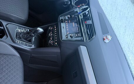 Volkswagen Tiguan II, 2018 год, 2 600 000 рублей, 7 фотография