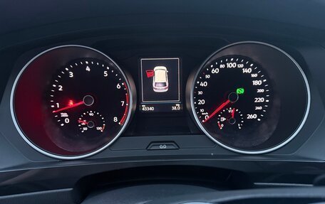 Volkswagen Tiguan II, 2018 год, 2 600 000 рублей, 9 фотография