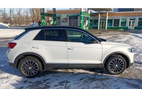 Volkswagen T-Roc I, 2019 год, 1 900 000 рублей, 2 фотография