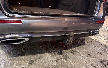 Mercedes-Benz E-Класс, 2017 год, 2 600 000 рублей, 8 фотография