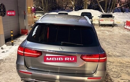 Mercedes-Benz E-Класс, 2017 год, 2 600 000 рублей, 2 фотография
