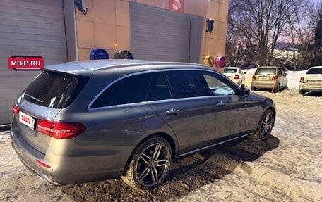 Mercedes-Benz E-Класс, 2017 год, 2 600 000 рублей, 5 фотография