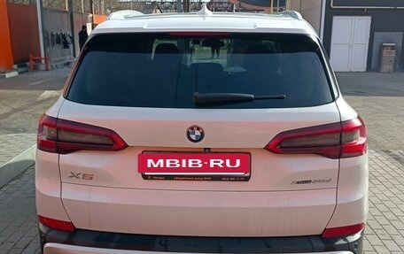 BMW X5, 2018 год, 5 500 000 рублей, 4 фотография