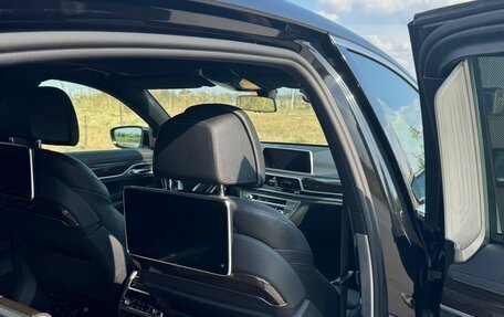 BMW 7 серия, 2016 год, 3 600 000 рублей, 24 фотография