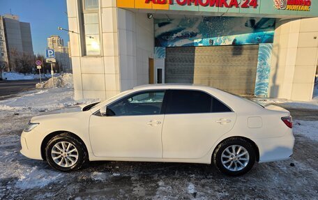 Toyota Camry, 2015 год, 1 950 000 рублей, 8 фотография
