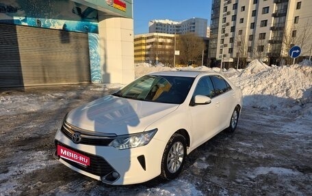 Toyota Camry, 2015 год, 1 950 000 рублей, 3 фотография