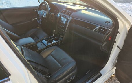 Toyota Camry, 2015 год, 1 950 000 рублей, 11 фотография