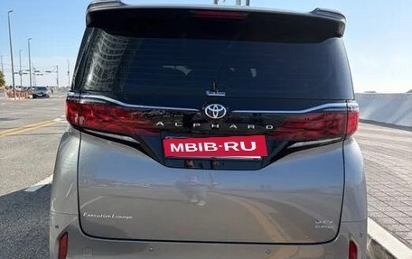 Toyota Alphard, 2024 год, 12 400 098 рублей, 4 фотография