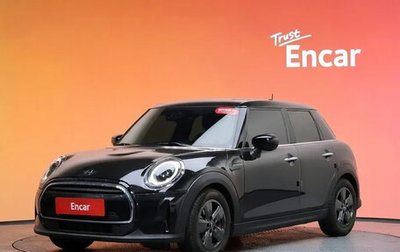 MINI Hatch, 2022 год, 1 650 000 рублей, 1 фотография