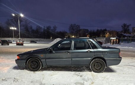 Mitsubishi Galant VIII, 1991 год, 130 000 рублей, 4 фотография
