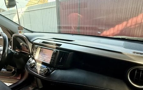 Toyota RAV4, 2019 год, 2 100 000 рублей, 12 фотография