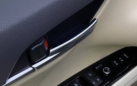 Toyota Camry, 2019 год, 2 700 000 рублей, 2 фотография