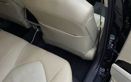 Toyota Camry, 2019 год, 2 700 000 рублей, 8 фотография