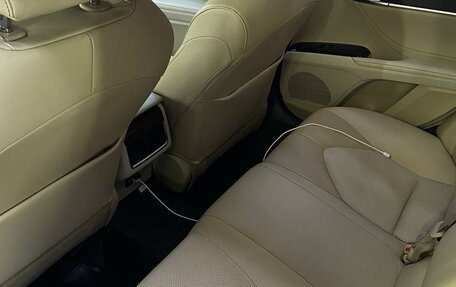 Toyota Camry, 2019 год, 2 700 000 рублей, 5 фотография