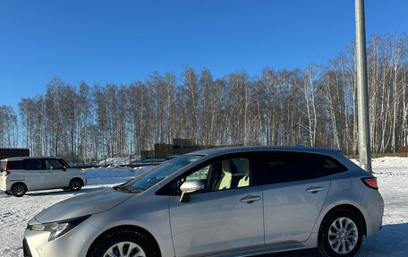 Toyota Corolla, 2021 год, 1 990 000 рублей, 5 фотография
