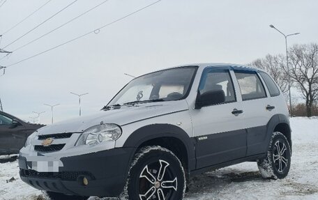 Chevrolet Niva I рестайлинг, 2012 год, 600 000 рублей, 2 фотография