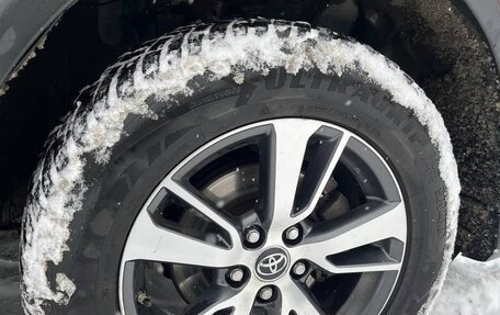 Toyota RAV4, 2017 год, 2 150 000 рублей, 5 фотография