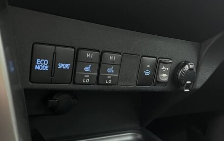 Toyota RAV4, 2017 год, 2 150 000 рублей, 22 фотография