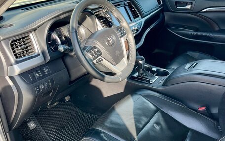 Toyota Highlander III, 2014 год, 3 300 000 рублей, 5 фотография