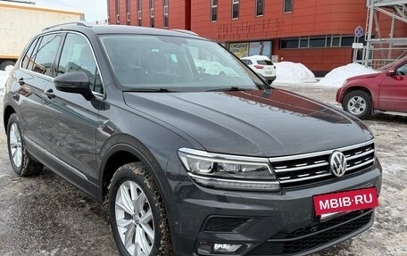 Volkswagen Tiguan II, 2017 год, 2 965 000 рублей, 3 фотография