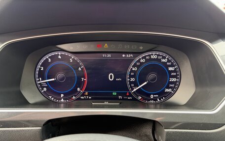 Volkswagen Tiguan II, 2017 год, 2 965 000 рублей, 15 фотография