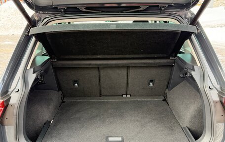 Volkswagen Tiguan II, 2017 год, 2 965 000 рублей, 29 фотография